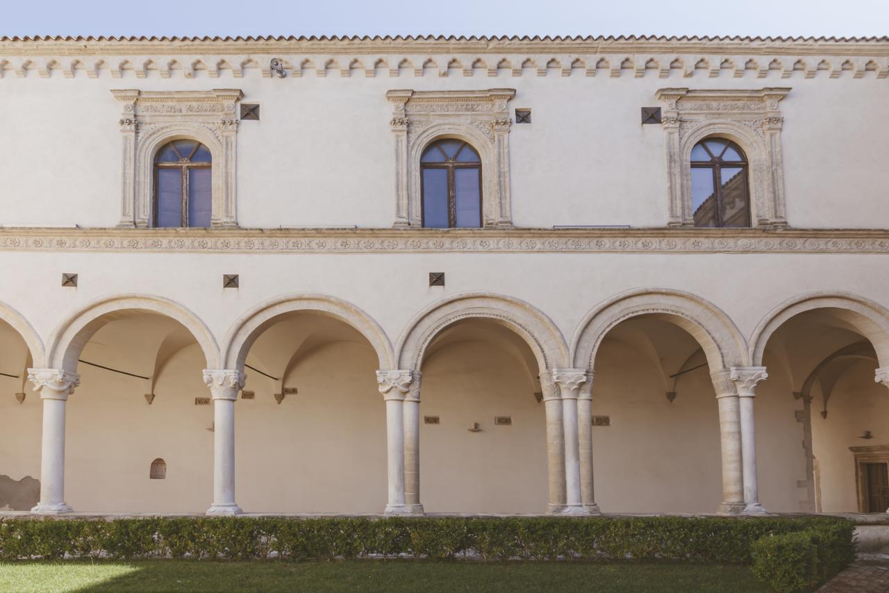 Foresteria Dell'Abbazia Montescaglioso Buitenkant foto